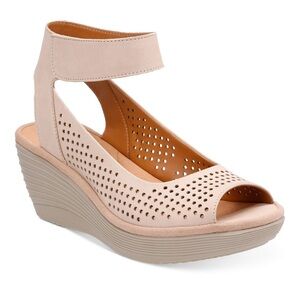 Clarks Collection Women's Reedly Salene Wedge Sandals tan goth comfy leather 9M